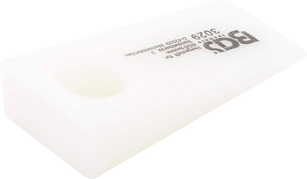 Клин с отверстием | 100 x 45 mm