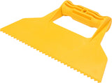 Špakliuotė / mentelė plastikinė | su dantukais | 225 mm (05973)