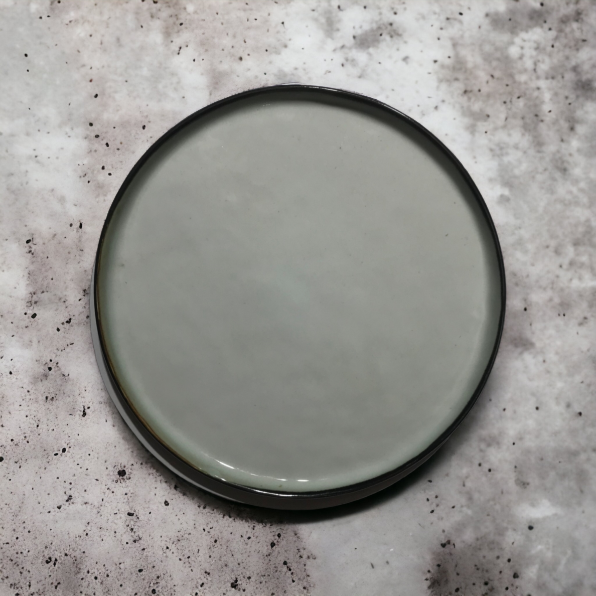 PLATE CANCAN | GLOSSY | BLACK RIM | CERAMIC | Ø27CM (69979)